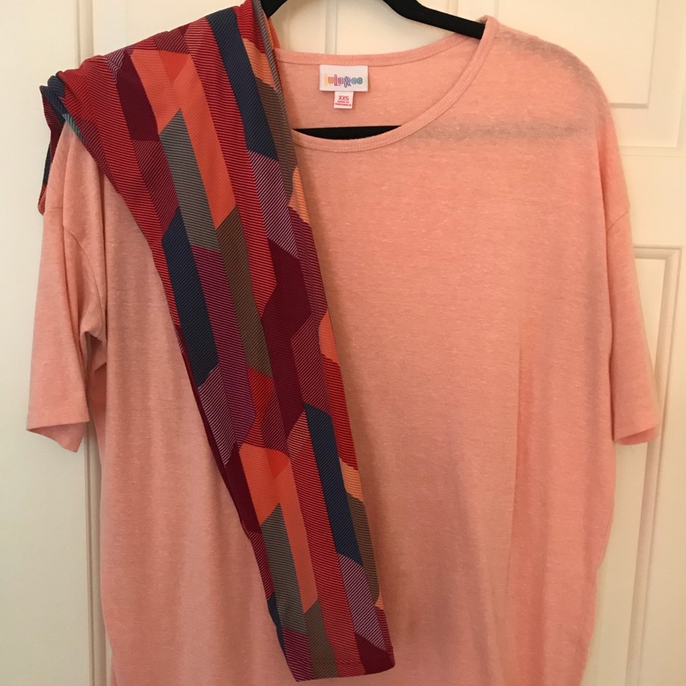 Lularoe OS leggings and XXS Irma tunic